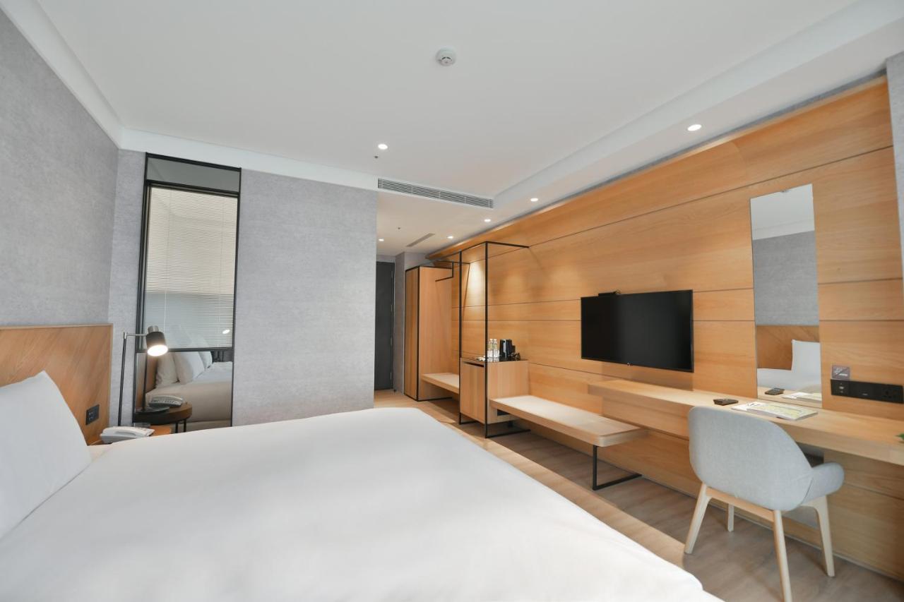 Check Inn Select New Taipei Sanchong Bagian luar foto